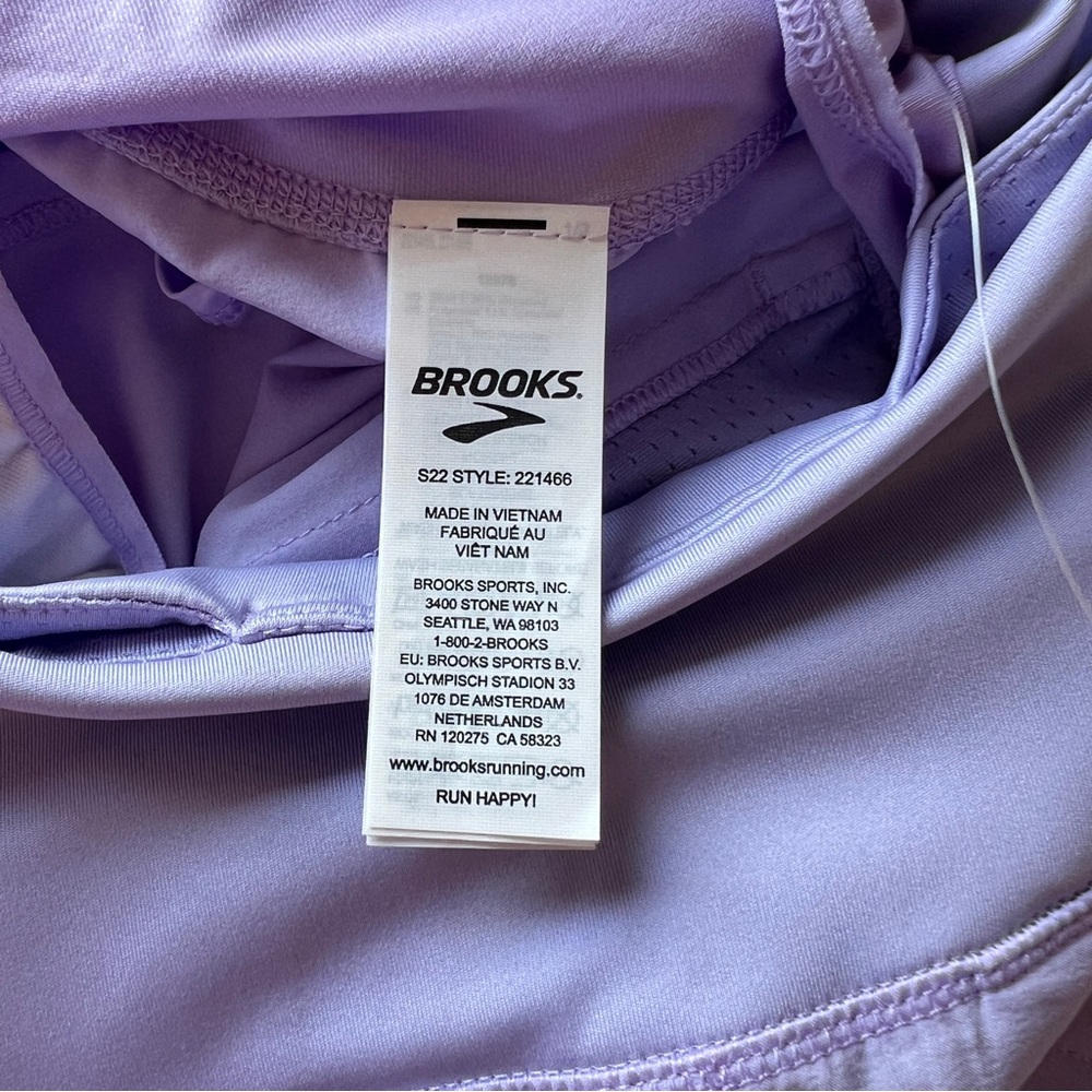 NWT Brooks Women's Chaser 7" Short in Violet Dash, XS - Picture 10 of 15
